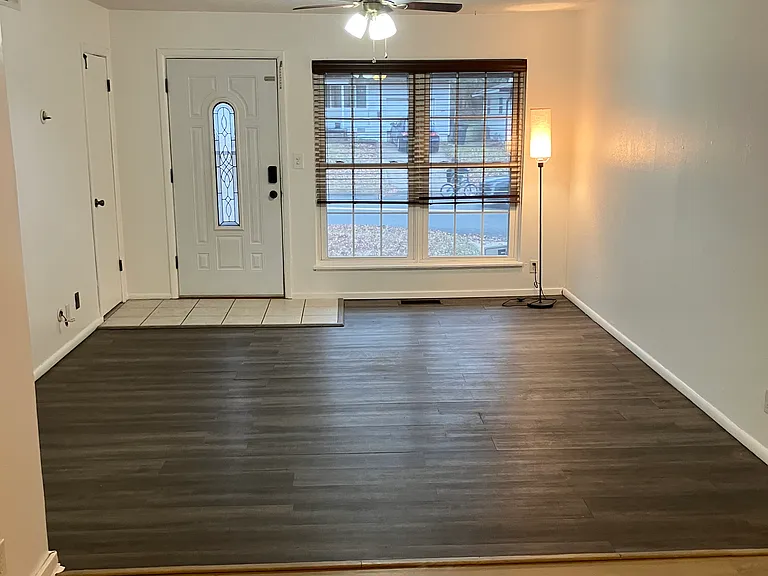 5012 E Frank Phillips Blvd — Photo 2