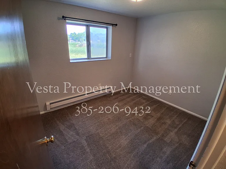 301 W 500 N #3 — Photo 8
