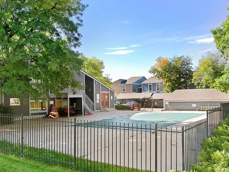7307 S Xenia Cir #E — Photo 25