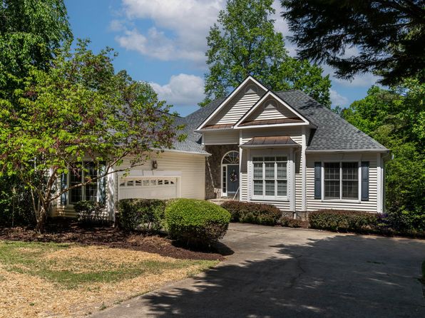 959 Sagamore Dr, Louisburg, NC 27549