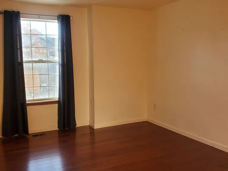 32912 16th Pl SW — Photo 8