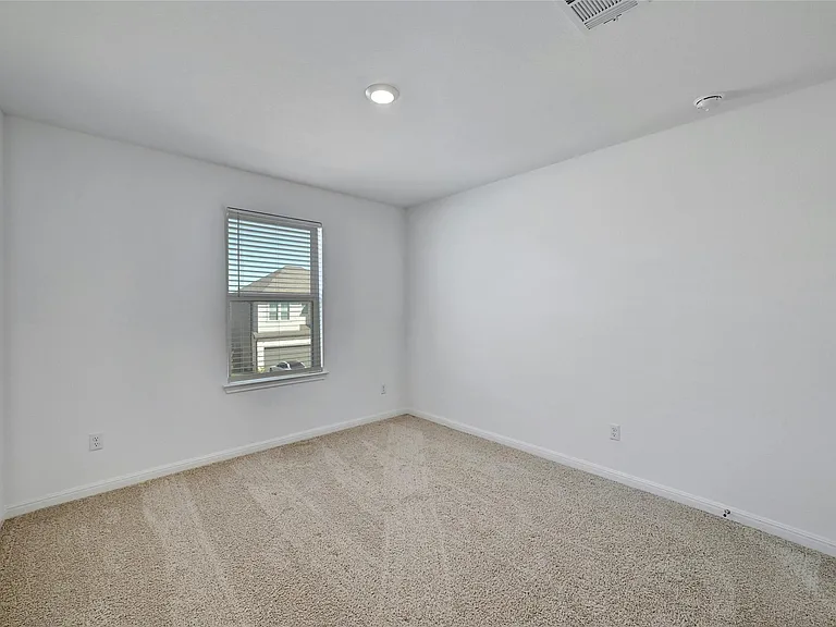 6411 Velvet Leaf Ln — Photo 25
