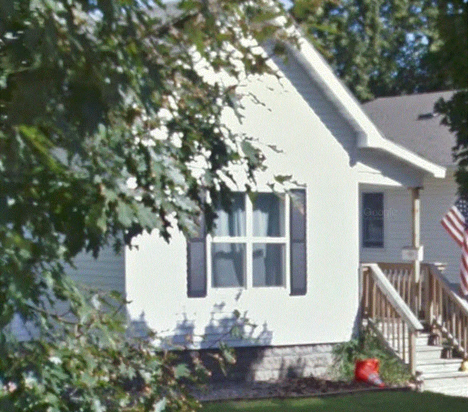 208 W William St photo 1