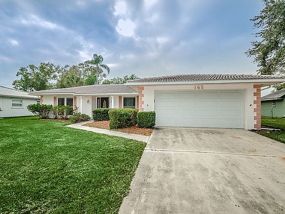 3rd image of 165 Patty Ann Blvd