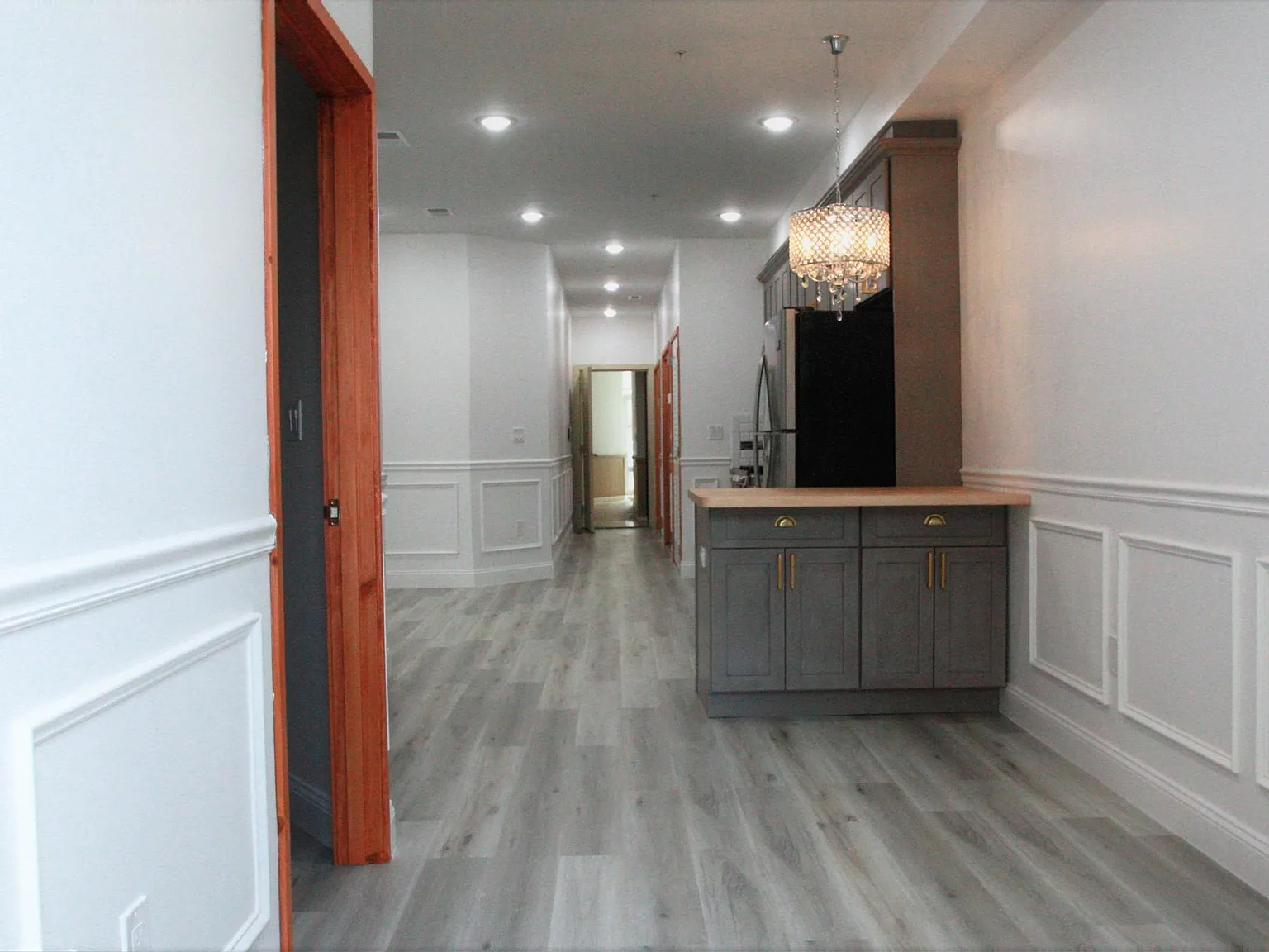 1 bed, 700 sqft, $2,045 — Photo 3