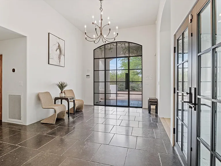 6717 E Solano Dr — Photo 47