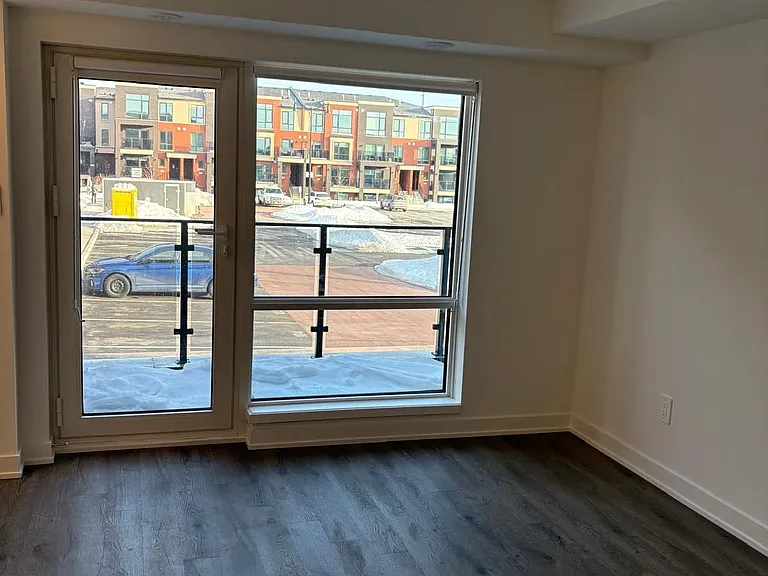 55 Romilly Ave — Photo 11