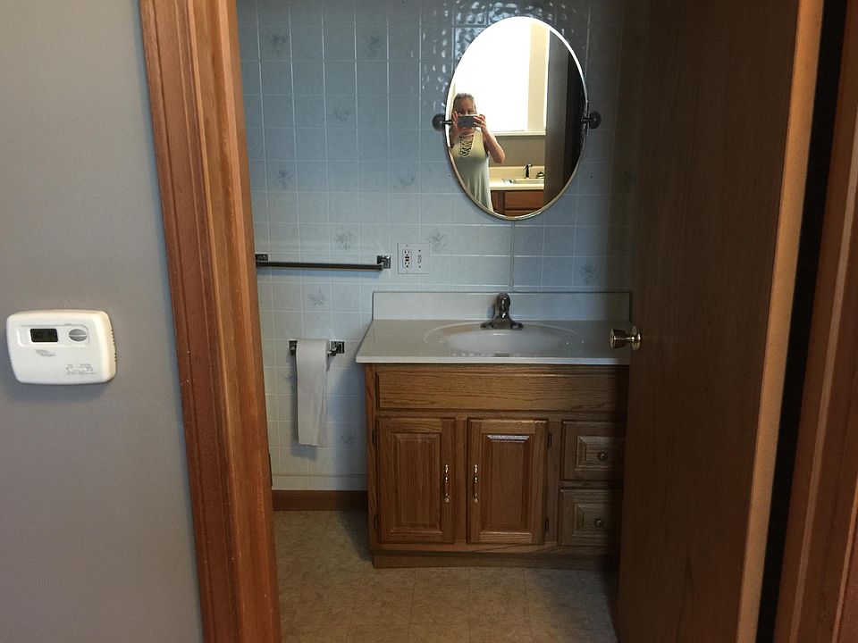 2nd image of 215 N 19th St