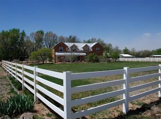 295 Applewood Rd, Corrales, NM 87048