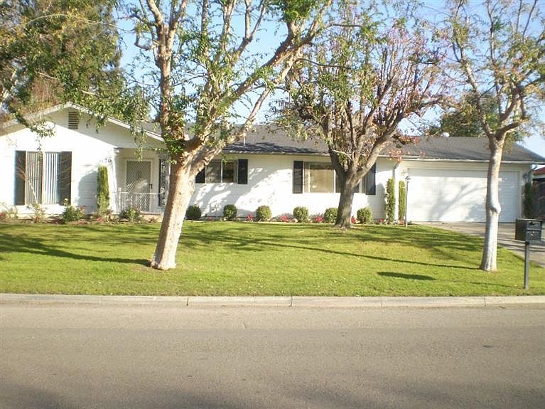 1st image of 5120 N Del Mar Ave