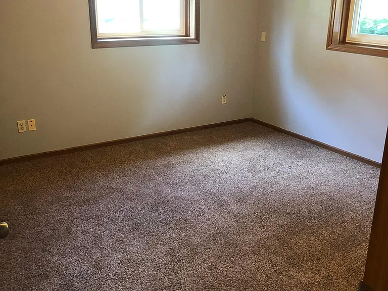 5782 Tudor Dr — Photo 11