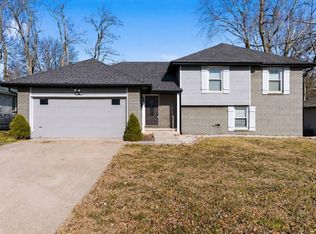 3371 W Primrose St, Springfield, MO 65807