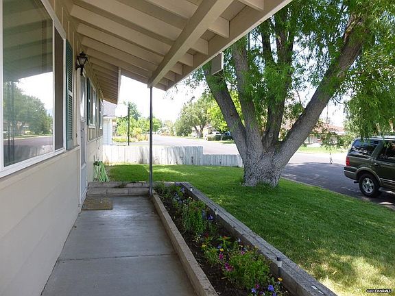 4th image of 1526 Wildrose Dr
