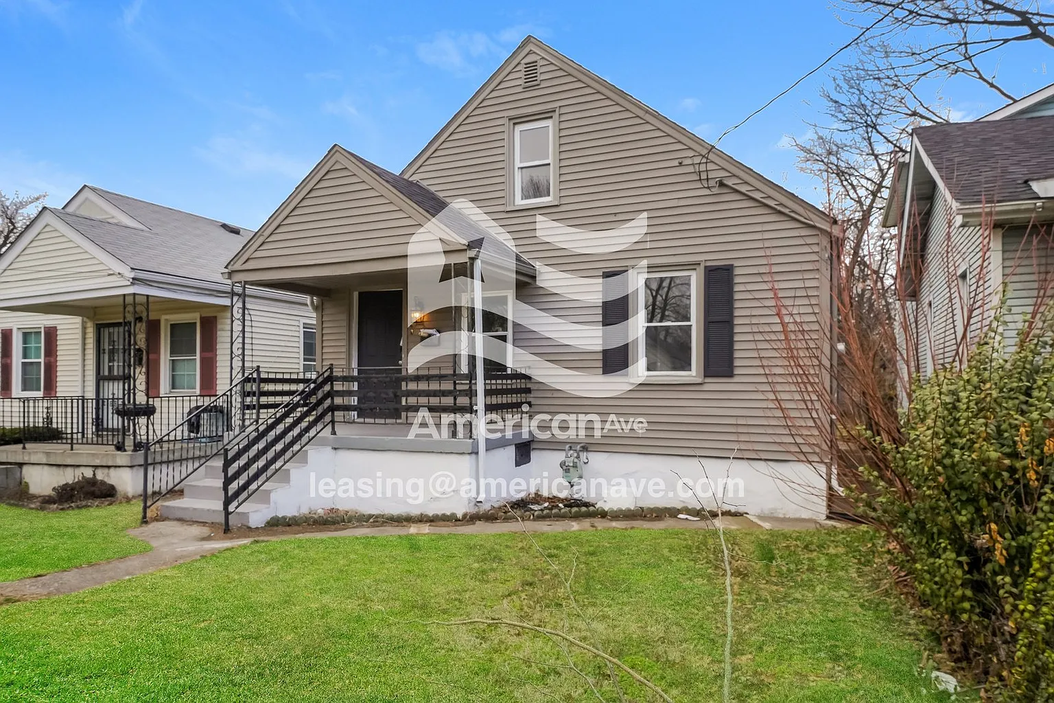 823 Camden Ave photo 1