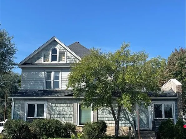 1321 South Broadway Street, Menomonie, WI 54751