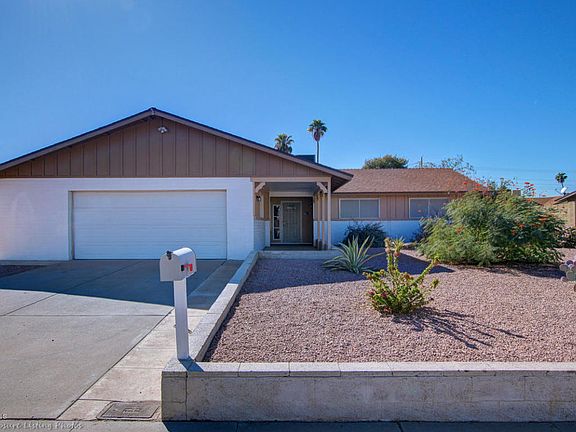 2nd image of 11640 N 49th Ave