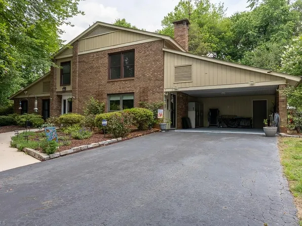 4445 Bridalcreek W, Winston Salem, NC 27106