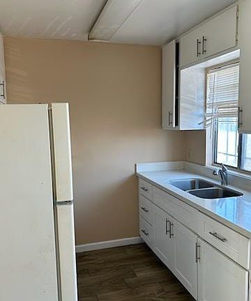 2nd image of 4233 Cherokee Ave