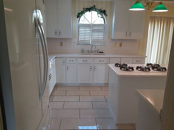 2nd image of 6187 Winnard Ct