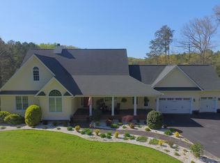 206 Piney Point Rd, Lancaster, VA 22503