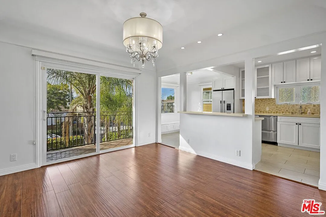 3 bed, 2.0 bath, 1471 sqft, $4,750 — Photo 3