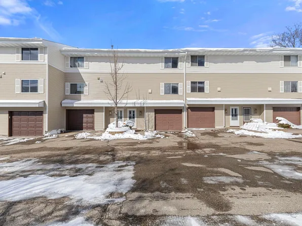 2361 Dorland Ln E, Saint Paul, MN 55119