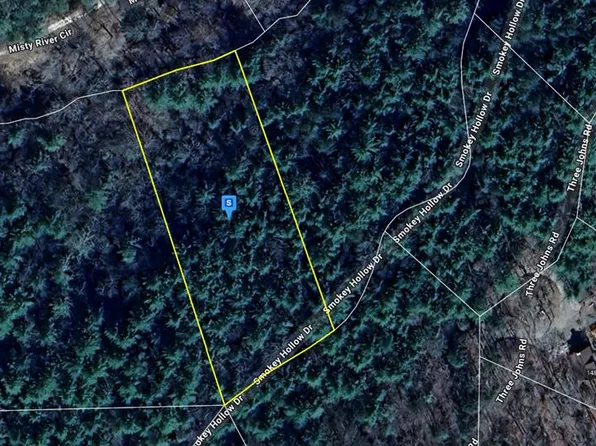 1 Smokey Hollow Dr, Murphy, NC 28906