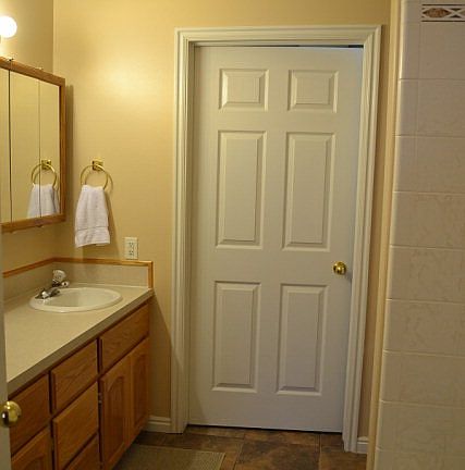 3rd image of 1227 Hoopes Ave