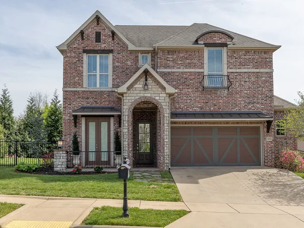 1235 E Adelaide Ln, Fayetteville, AR 72703