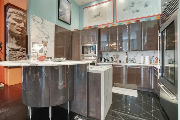 Rented by Bond New York | media 8