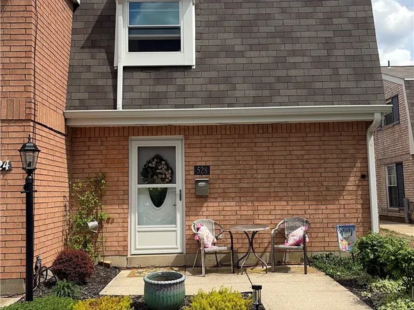 528 Adrian Ct #528, Brookville, OH 45309