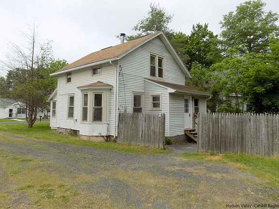 4th image of 15 Buena Vista Ave