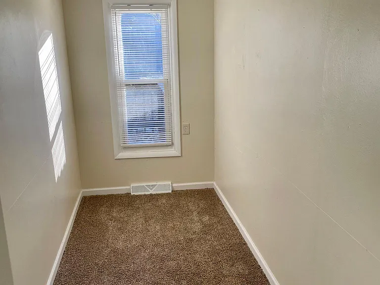341 Wunderlich Ave #A — Photo 9