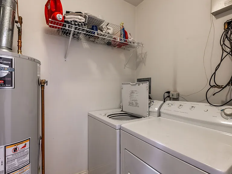 1355 W Augusta Blvd #201 — Photo 14