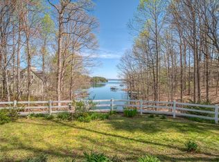 115 Luther Land Rd, Seneca, SC 29672