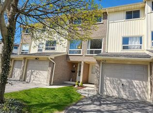11 Queenslea Dr #158, Hamilton, ON L8W 1T7