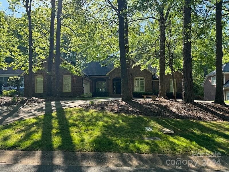709 Hanna Woods Dr, Cramerton, NC 28032 Zillow