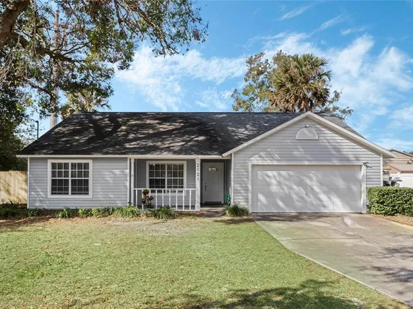 2121 Croat St, Mount Dora, FL 32757