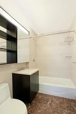 Rented by Level Group | media 17