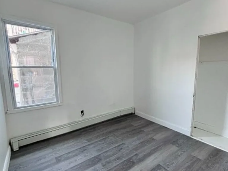 9 Sparrow St #1 — Photo 6