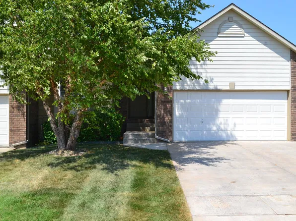 6022 E Ironhorse Cir, Wichita, KS 67220