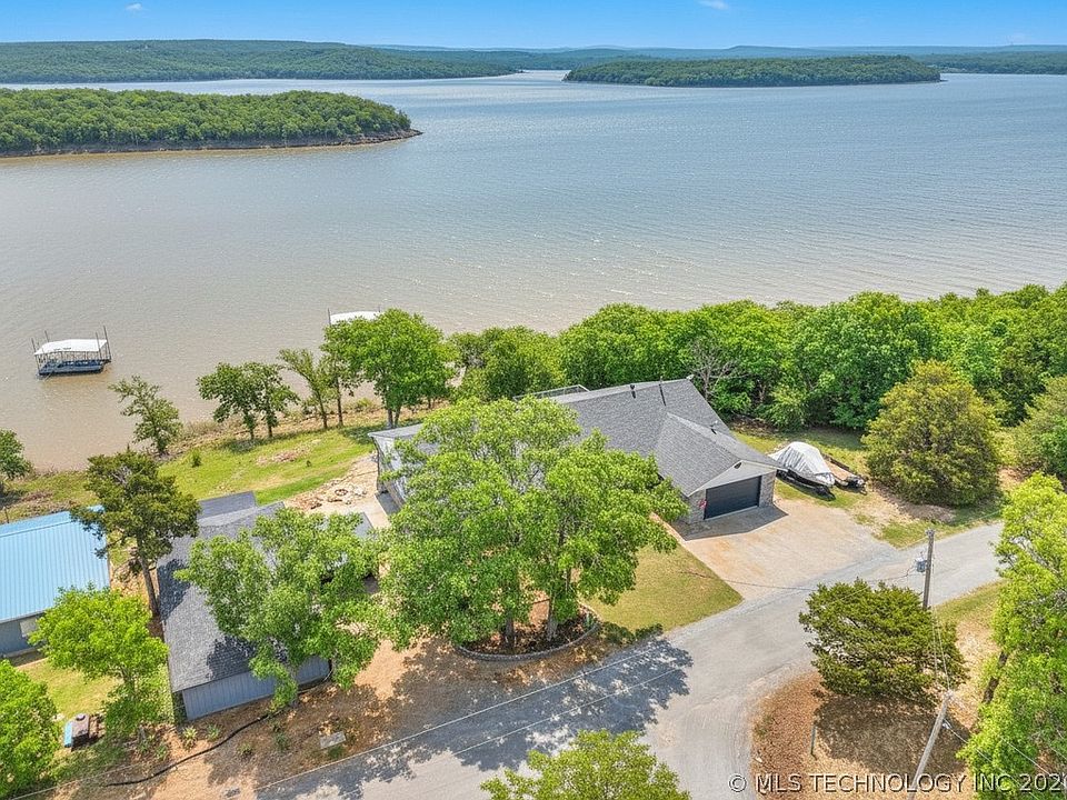1st image of 218 Nakomis Cir