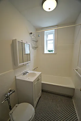 Rented by Anna Pinto Realty | media 13