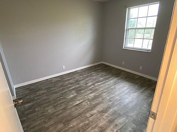 2nd image of 1505 SE Royal Green Cir #204