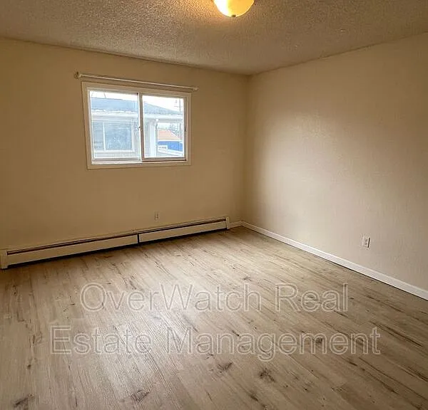 827 E 11th Ave #4 — Photo 10