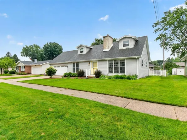2502 Bradford Ave, Janesville, WI 53545