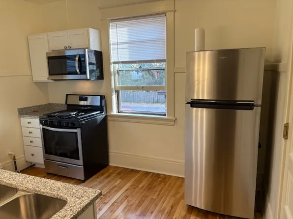 824 Grand Ave APT 3, Saint Paul, MN 55105