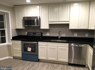9307 Millbranch Pl, Fairfax, VA 22031