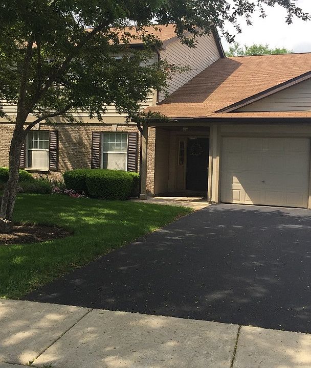 1st image of 427 Woodview Cir #12B22