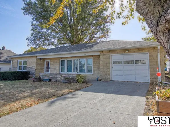 109 E Campbell St, Murray, NE 68409